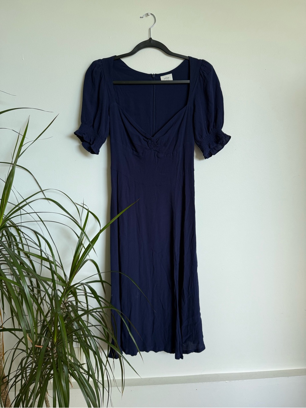 Wilfred Navy Puff-Sleeve Midi Dress